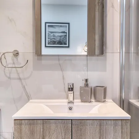 Private 3 With Shared Kitchen At The New Casa Vittoria By Sf Homes Apartamento *